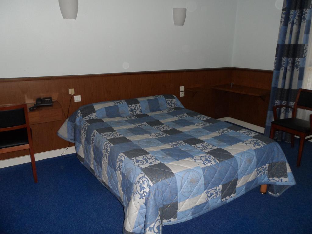 גרנובל Touring Hotel חדר תמונה