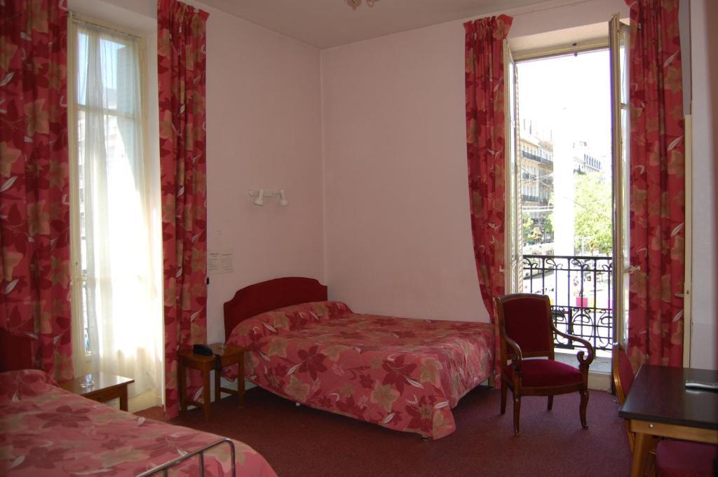 גרנובל Touring Hotel חדר תמונה