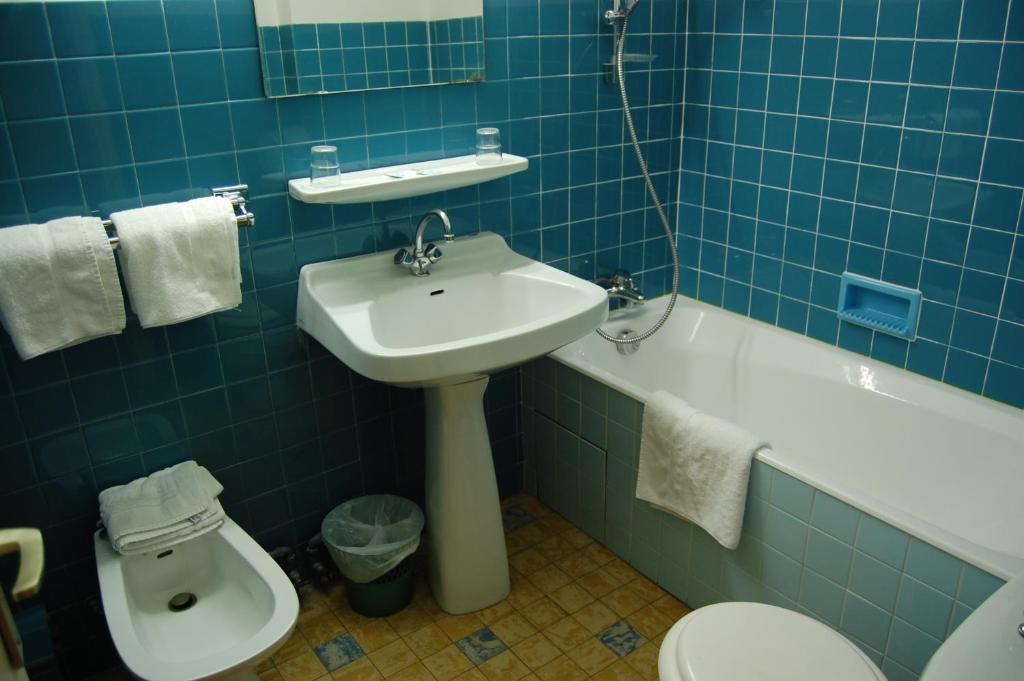 גרנובל Touring Hotel חדר תמונה
